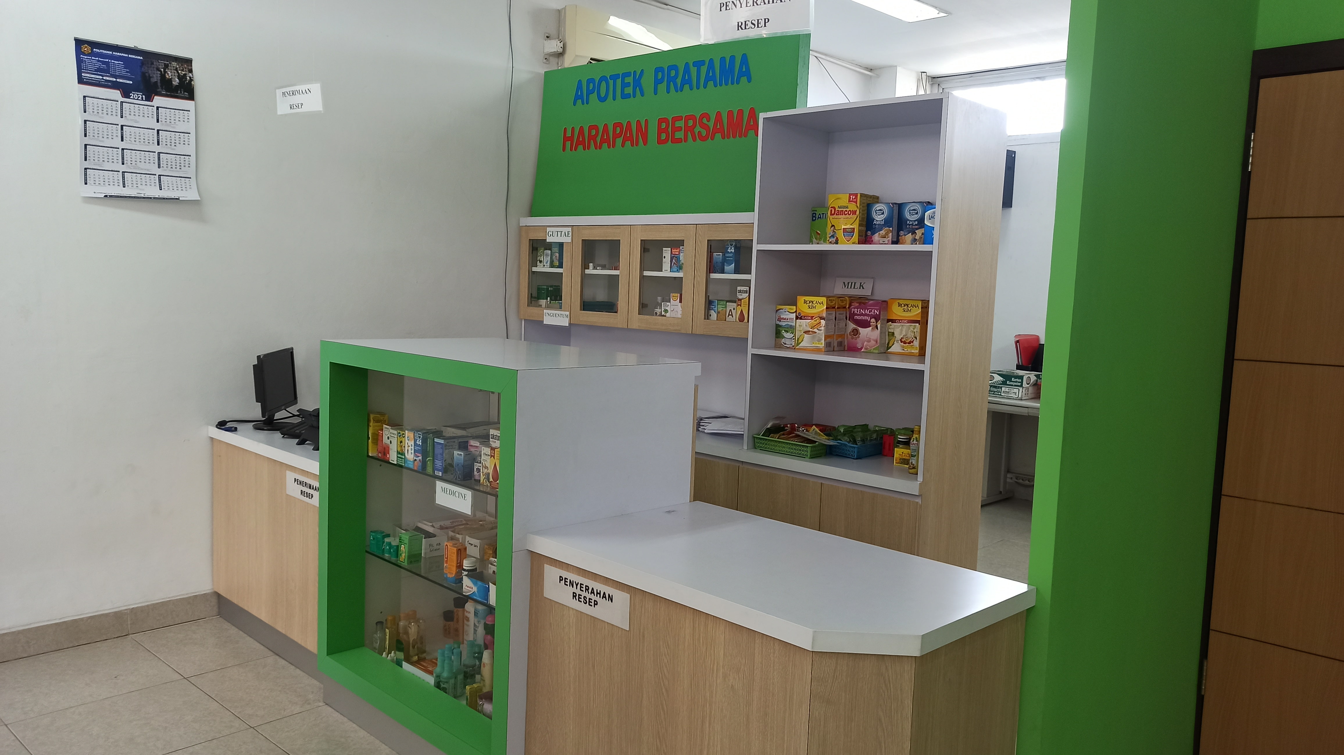 LABORATORIUM 6 (SIMULASI APOTEK)